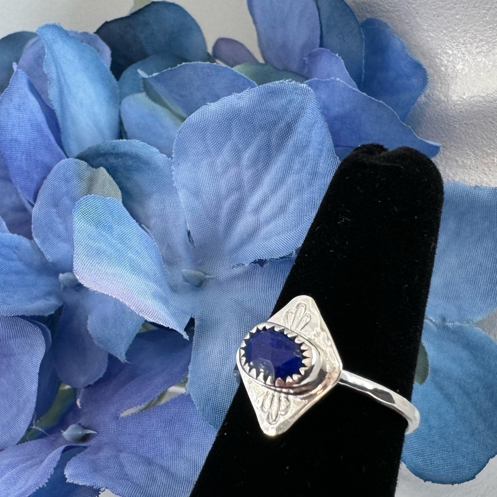ARTISAN Blue Lapis Sterling Silver Ring Size 6.5